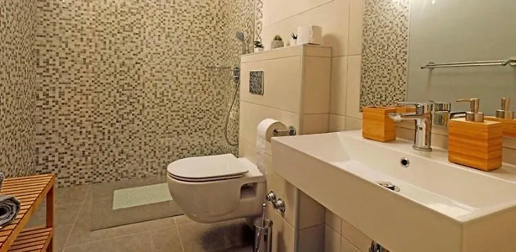 Studio Apartman Dado Bale